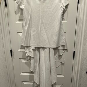 Gracia White High-Low Hem Top